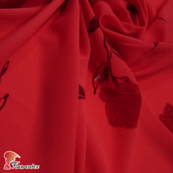 NATASHA FLOR ROJA. Tela de crespón con mucha caída, perfecta para trajes de flamenca. Estampado flor roja.