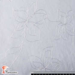 ANEC. Tejido de batista bordada con flores bordadas con hilo de algodón.