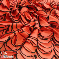 CAMELIA. Thin cotton fabric with ruffle ornaments.